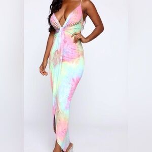 Tie-Dye Maxi Dress Fashion Nova Large NWT beach, vacation travel